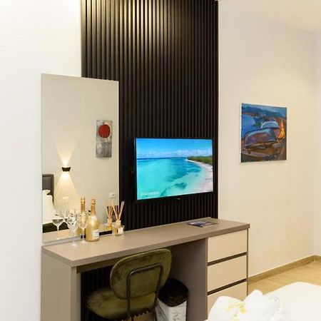 Palm Side Hotel Wlora Zewnętrze zdjęcie