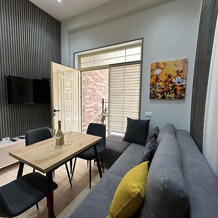 Palm Side Hotel Wlora Zewnętrze zdjęcie