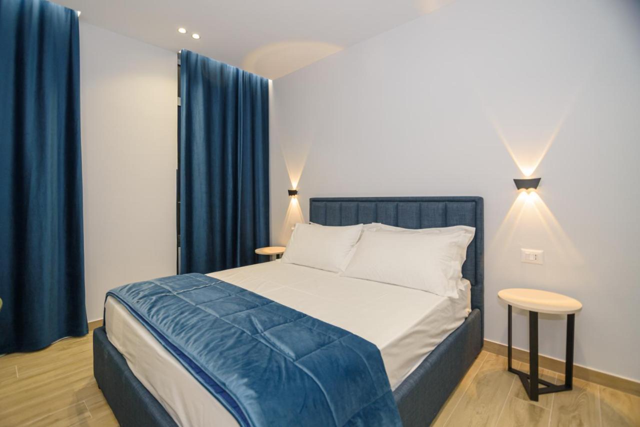 Palm Side Hotel Wlora Zewnętrze zdjęcie