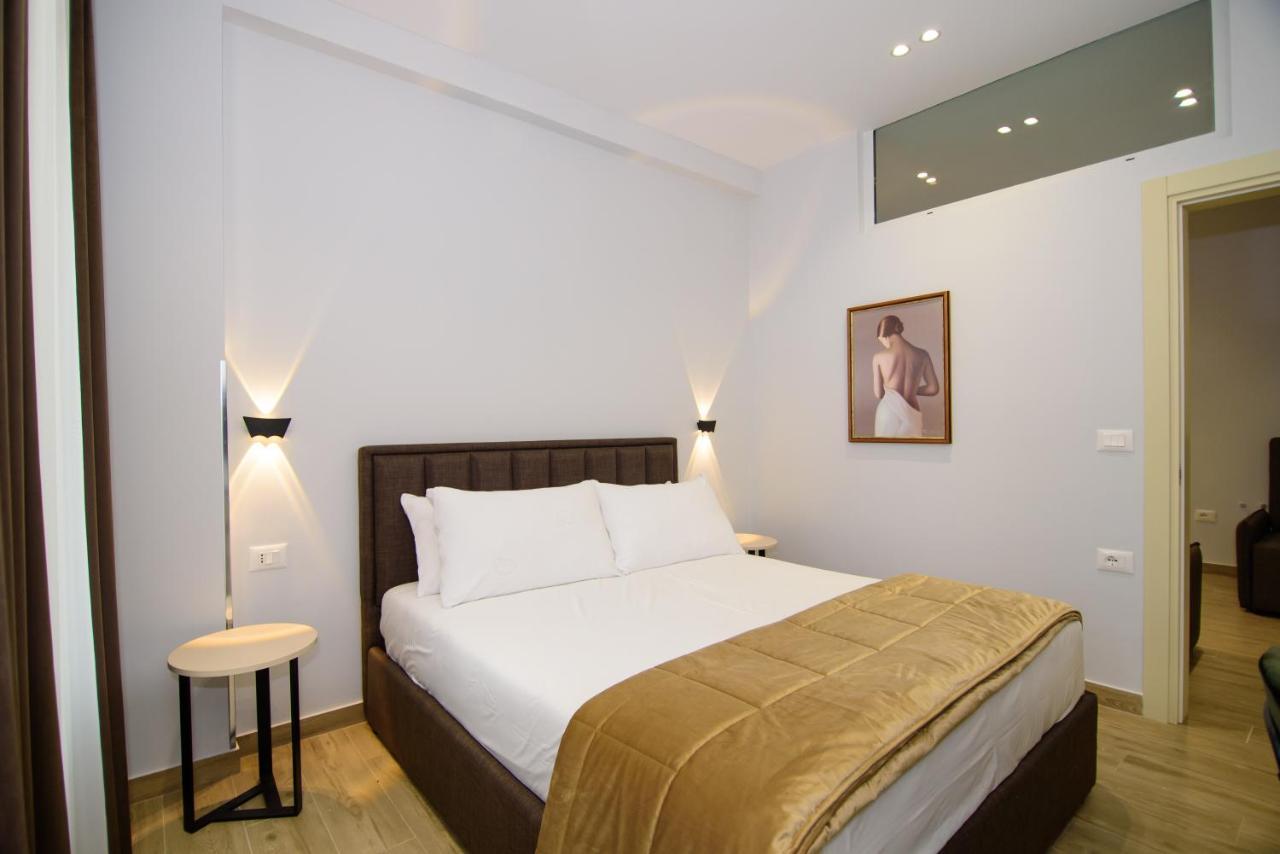 Palm Side Hotel Wlora Zewnętrze zdjęcie