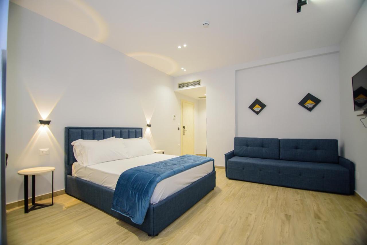 Palm Side Hotel Wlora Zewnętrze zdjęcie