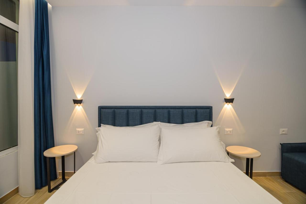 Palm Side Hotel Wlora Zewnętrze zdjęcie