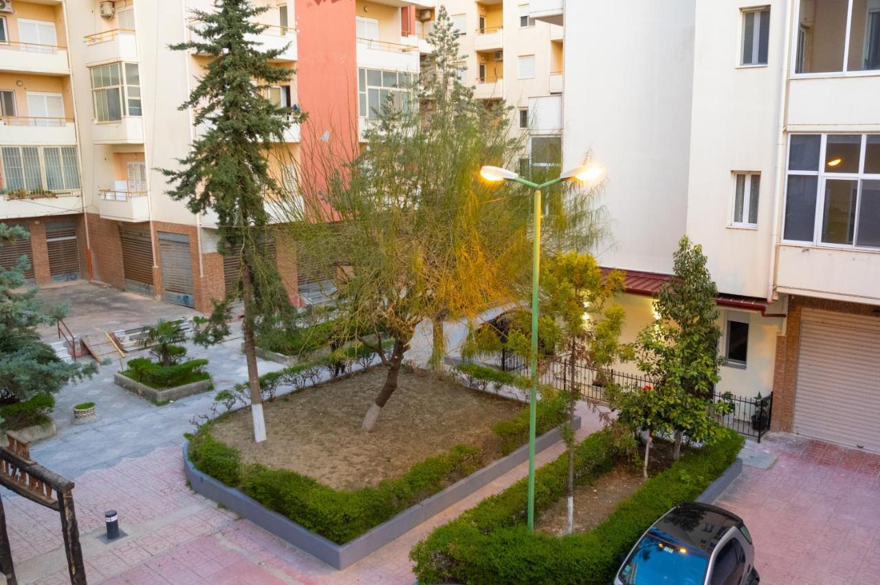 Palm Side Hotel Wlora Zewnętrze zdjęcie