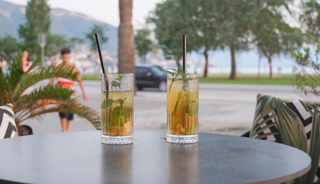 Palm Side Hotel Wlora Zewnętrze zdjęcie