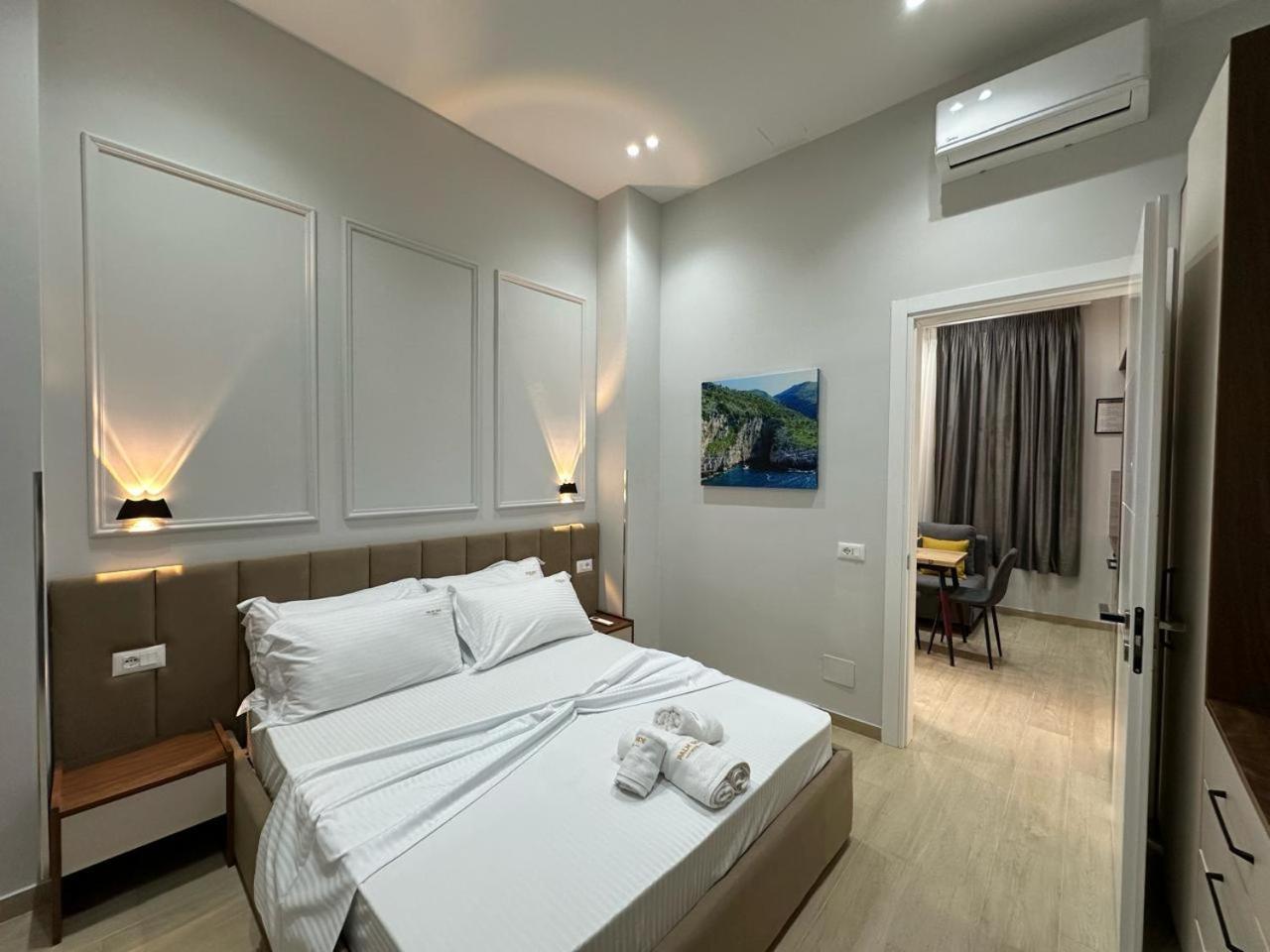 Palm Side Hotel Wlora Zewnętrze zdjęcie